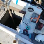 El Ooapas da mantenimiento a fuga de agua potable en la esquina del Hospital